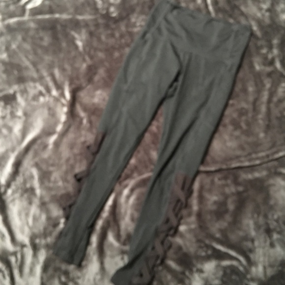 TKO Leggins - Picture 6 of 6